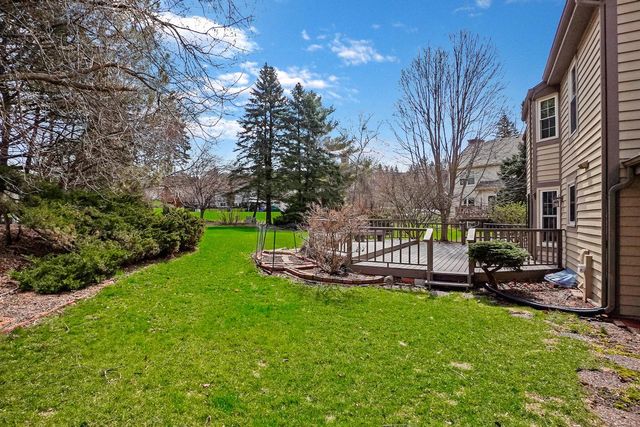 2320 Buckingham PLACE, Brookfield, WI 53045