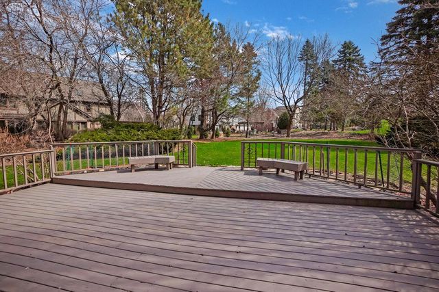 2320 Buckingham PLACE, Brookfield, WI 53045