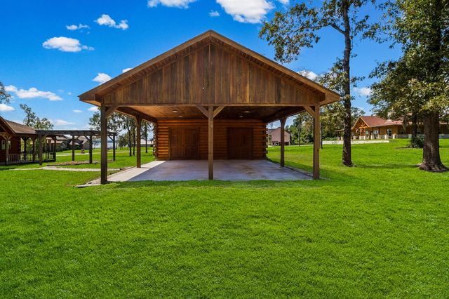 276 Evening Shade, Onalaska, TX 77360