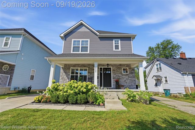 2405 Oakshire Avenue, Berkley, MI 48072