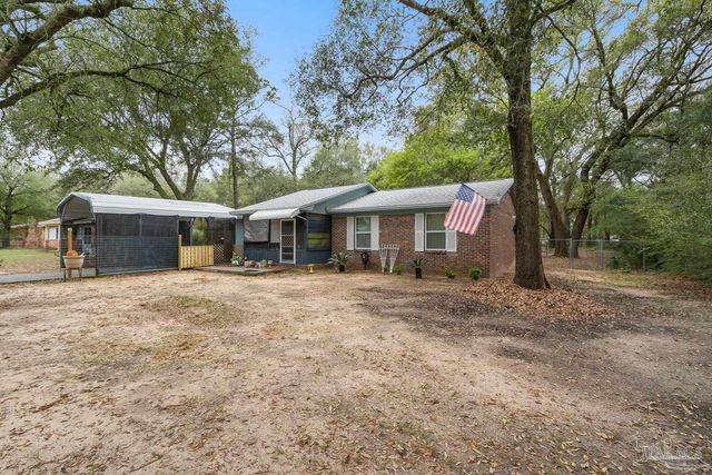 4235 Reinsma Rd, Milton, FL 32583