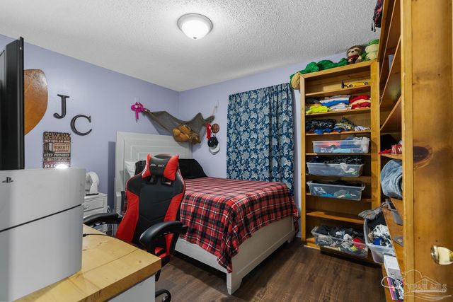 4235 Reinsma Rd, Milton, FL 32583