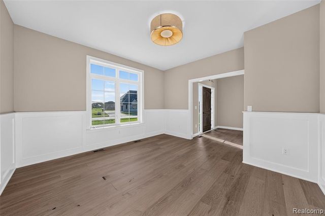 710 Marlayna Drive, Oxford, MI 48371