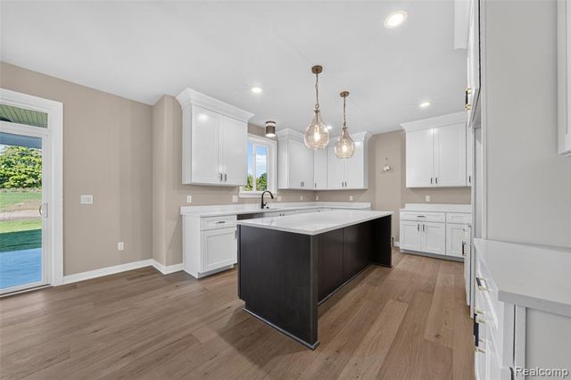 710 Marlayna Drive, Oxford, MI 48371