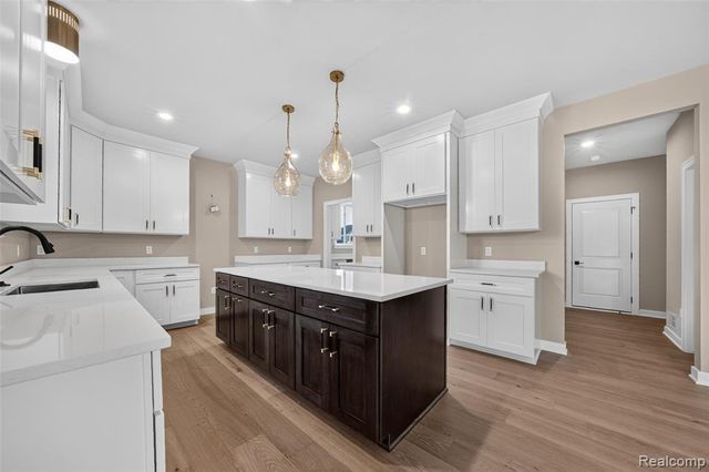 710 Marlayna Drive, Oxford, MI 48371