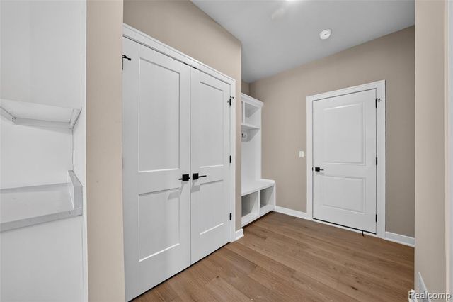 710 Marlayna Drive, Oxford, MI 48371