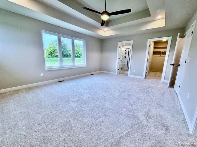 710 Marlayna Drive, Oxford, MI 48371