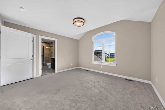 710 Marlayna Drive, Oxford, MI 48371