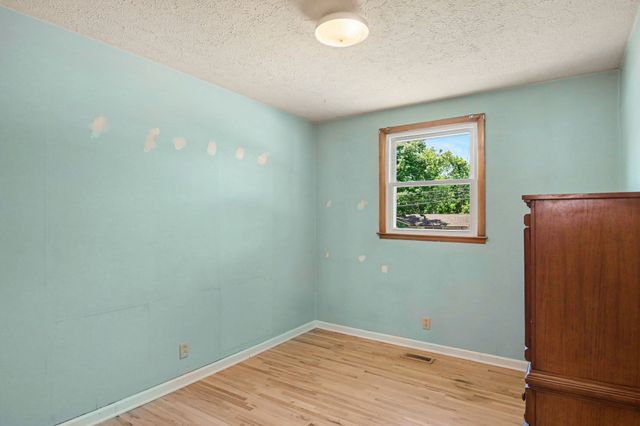 8008 Bonnafair Dr, Hermitage, TN 37076