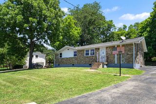 8008 Bonnafair Dr, Hermitage, TN 37076