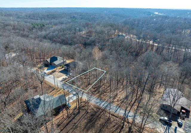 12 S Kirby Drive, Bella Vista, AR 72714