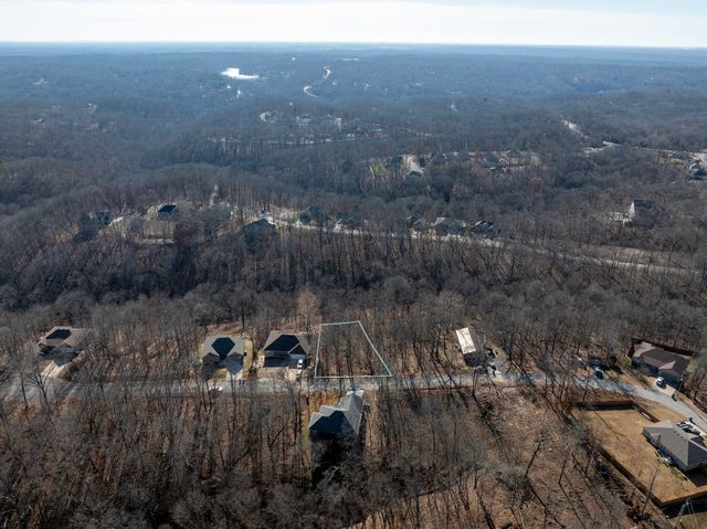 12 S Kirby Drive, Bella Vista, AR 72714