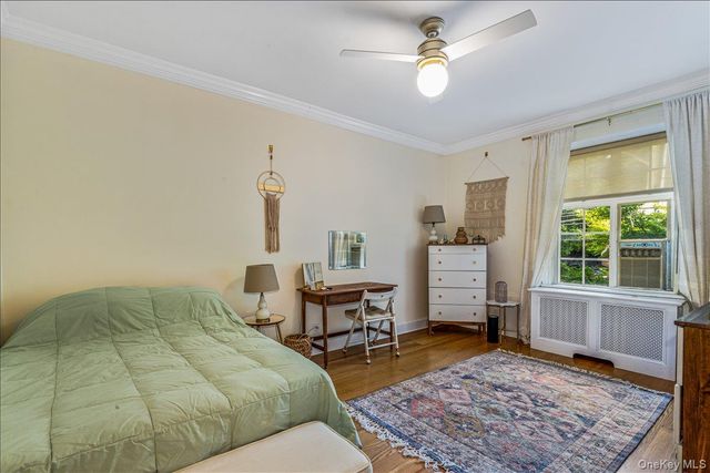 38-30 Douglaston Parkway G2, Douglaston, NY 11363