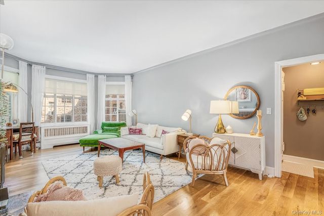 38-30 Douglaston Parkway G2, Douglaston, NY 11363