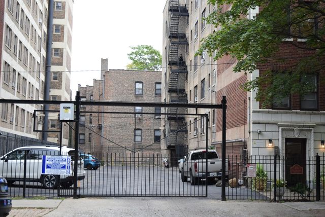 5135 S Kenwood Avenue 606, Chicago, IL 60615