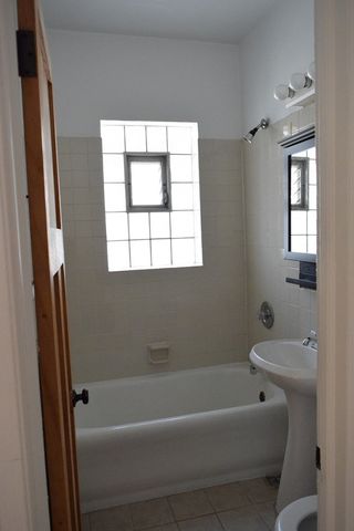 5135 S Kenwood Avenue 606, Chicago, IL 60615