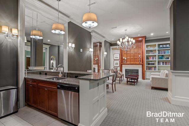 27 Library Street 604, Grand Rapids, MI 49503