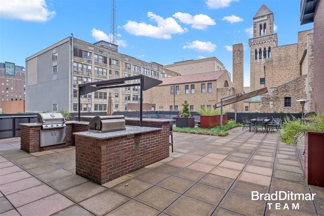 27 Library Street 604, Grand Rapids, MI 49503