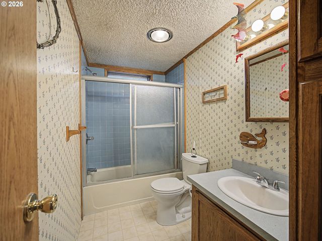 41180 Se KUBITZ Rd, Sandy, OR 97055
