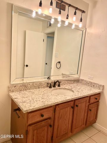 763 Espada Drive D, El Paso, TX 79912