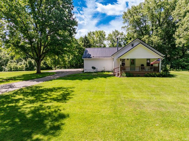 8301 W River Road, Yorktown, IN 47396