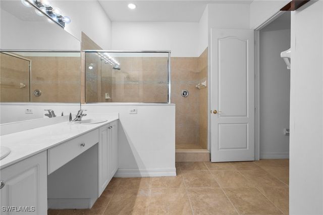 6010 Jonathans Bay CIR 102, Fort Myers, FL 33908