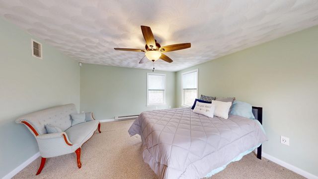 620 Ledge Rd, Seekonk, MA 02771