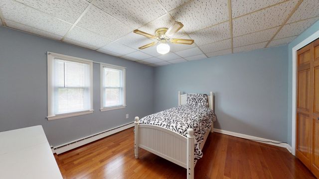 620 Ledge Rd, Seekonk, MA 02771