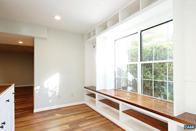 972 GRAYSON LN, Charlottesville, VA 22903