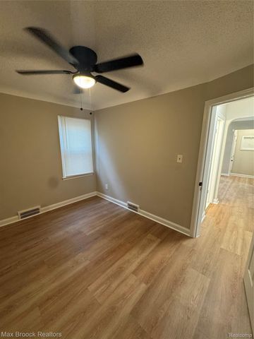 13614 Montrose Street, Detroit, MI 48227