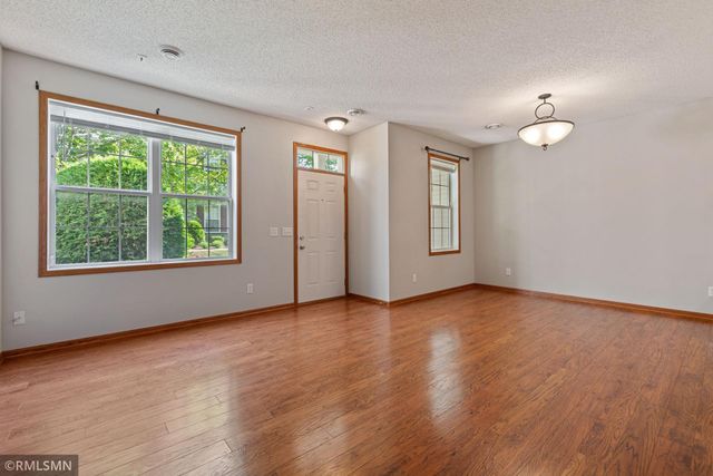 3473 Cherry Lane B, Woodbury, MN 55129
