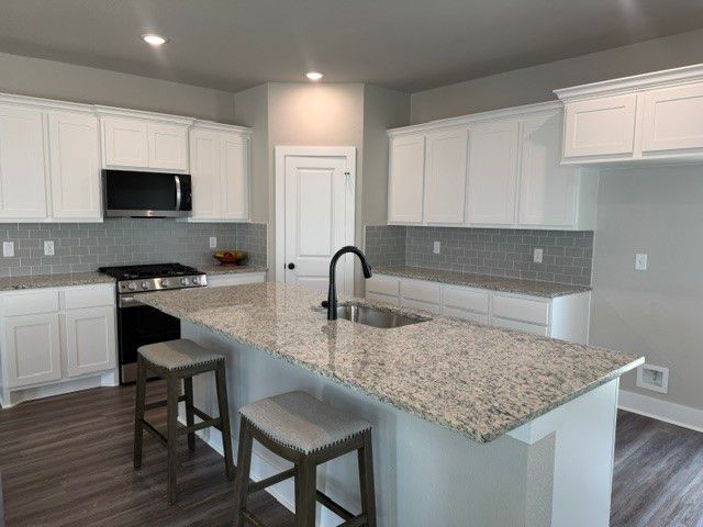 1227 Patriot Drive, College Station, TX 77845
