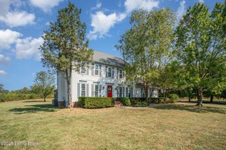 120 Paddock Ln, Simpsonville, KY 40067