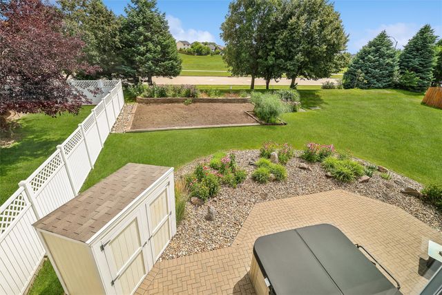 9366 Red Sunset Drive, West Des Moines, IA 50266
