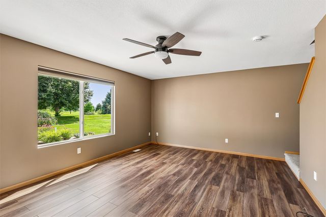 9366 Red Sunset Drive, West Des Moines, IA 50266