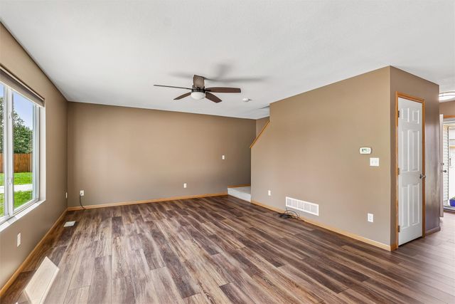 9366 Red Sunset Drive, West Des Moines, IA 50266