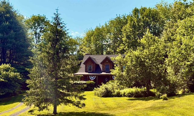 3036 West Woodstock Road, Woodstock, VT 05091