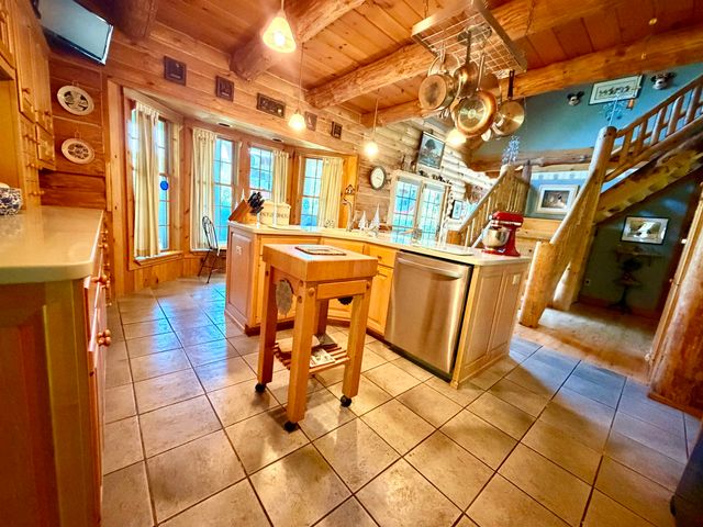 3036 West Woodstock Road, Woodstock, VT 05091