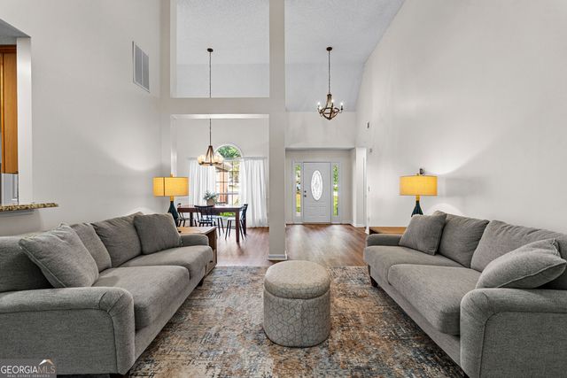312 Freeman Forest Drive, Newnan, GA 30265