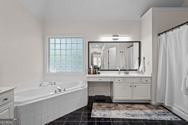 312 Freeman Forest Drive, Newnan, GA 30265
