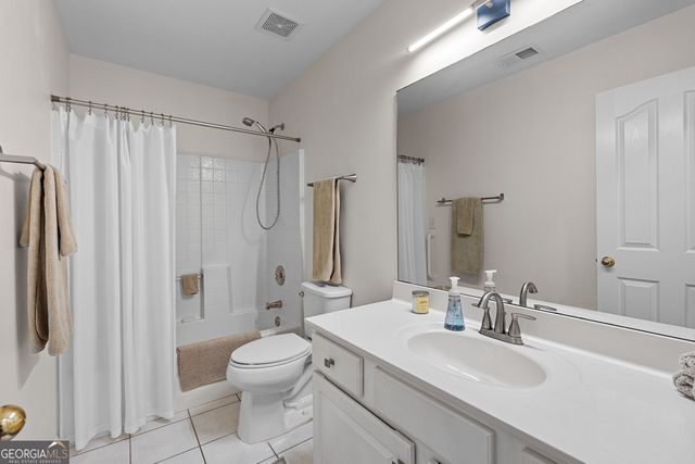312 Freeman Forest Drive, Newnan, GA 30265