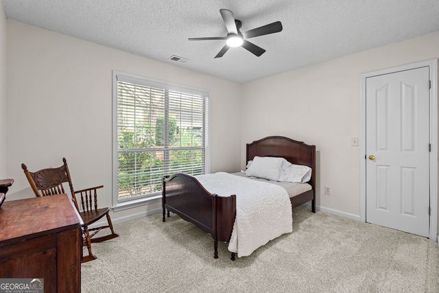 312 Freeman Forest Drive, Newnan, GA 30265