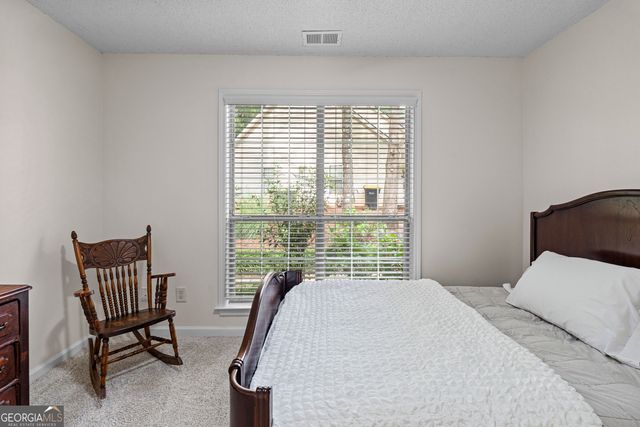 312 Freeman Forest Drive, Newnan, GA 30265