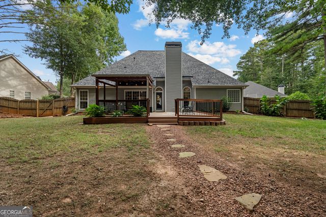 312 Freeman Forest Drive, Newnan, GA 30265