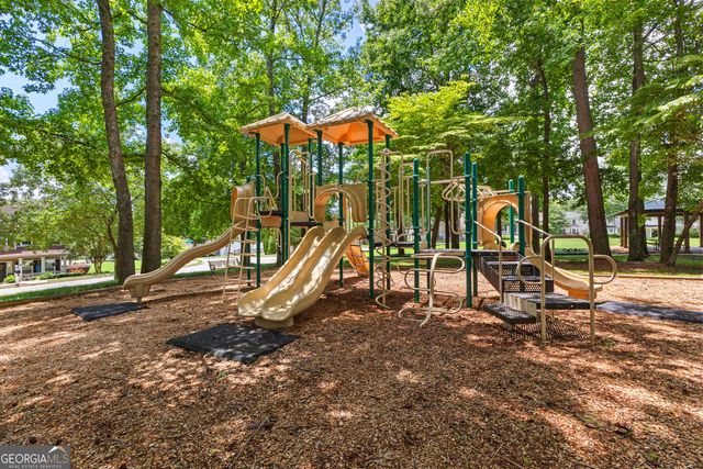 312 Freeman Forest Drive, Newnan, GA 30265