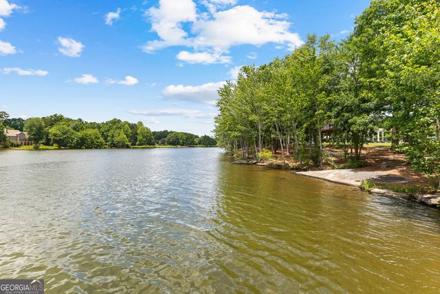 312 Freeman Forest Drive, Newnan, GA 30265