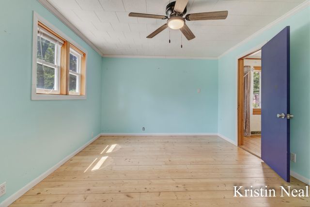 673 S Wolf Lake Road, Muskegon, MI 49442