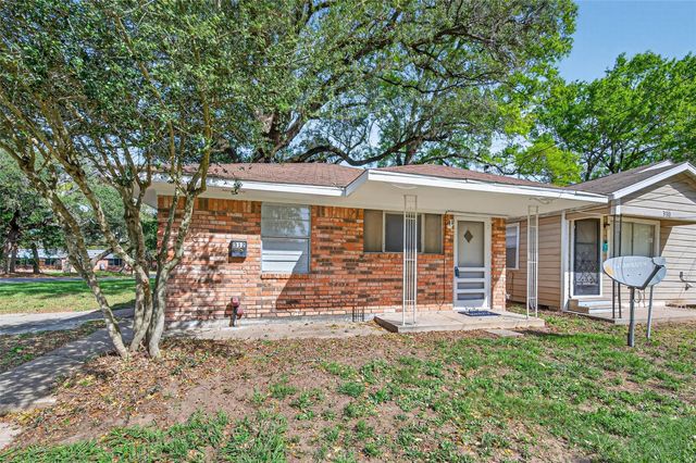 312 Travis Street, Richmond, TX 77469