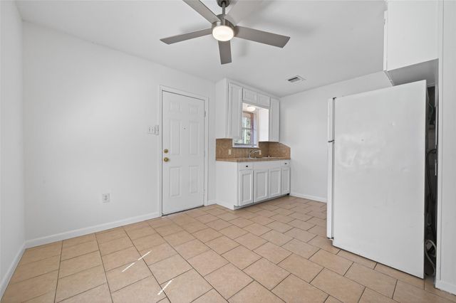 312 Travis Street, Richmond, TX 77469