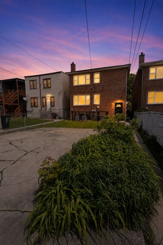 7950 S Lafayette Avenue, Chicago, IL 60620